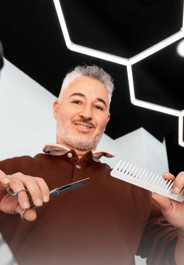 Issam, barbero